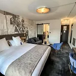 Western L'artist Otel 4*