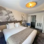 艺术家普莱斯贝斯特韦斯特酒店 4* 图尔