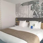 艺术家普莱斯贝斯特韦斯特酒店 4*