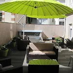 艺术家普莱斯贝斯特韦斯特酒店 图尔