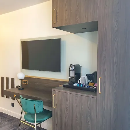 Hotel Western L'artist 4*