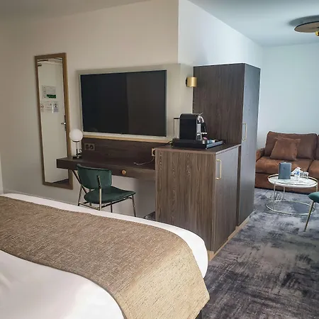 Western L'artist Hotel Tours