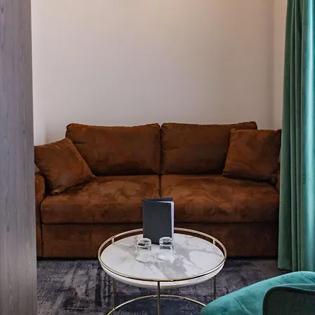 Hotel Western L'artist 4*