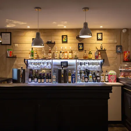 Western L'artist Tours