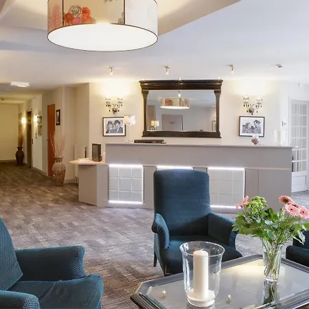 Western L'artist Hotel 4*