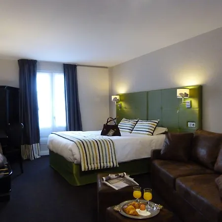 Western L'artist Tours