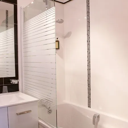 Hotel Western L'artist Tours