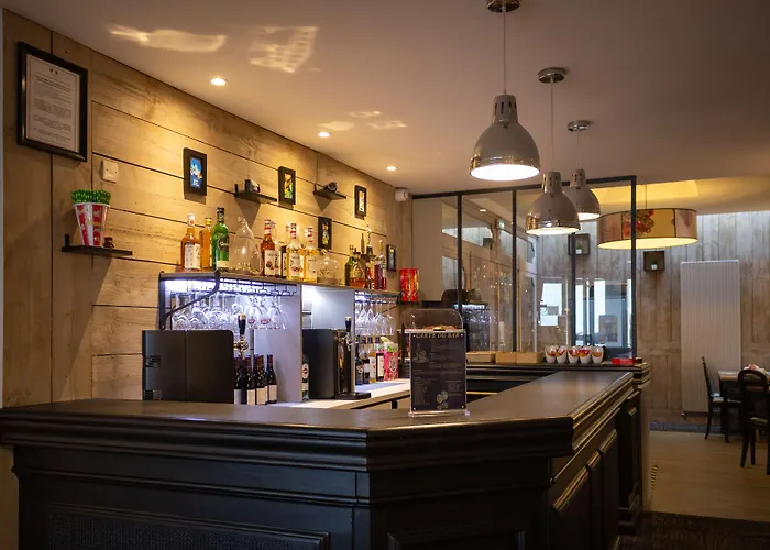 Western L'artist Hotel 4*