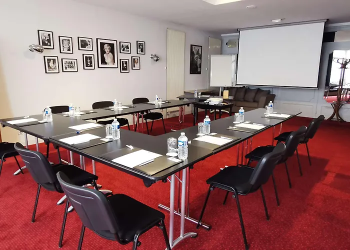 Hotel Western L'artist Tours