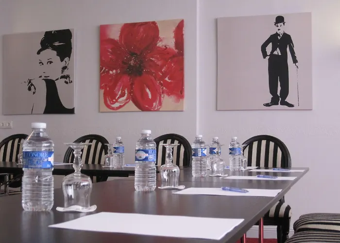 Western L'artist 4* Tours