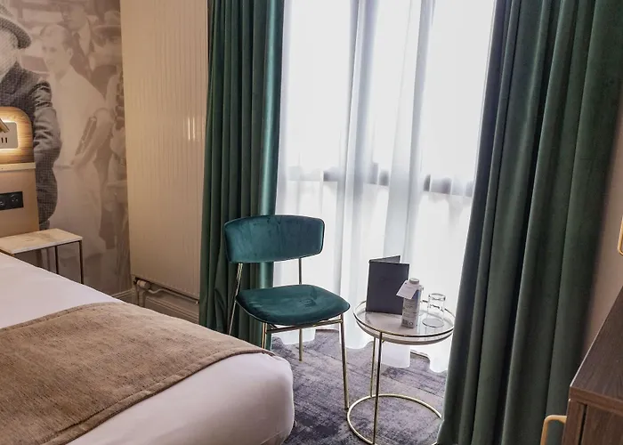 Hotel Western L'artist 4*