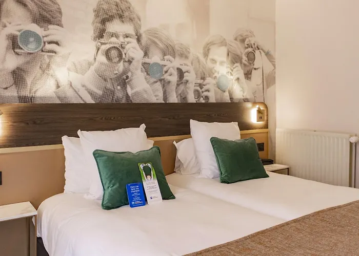 Western L'artist Hotel Tours
