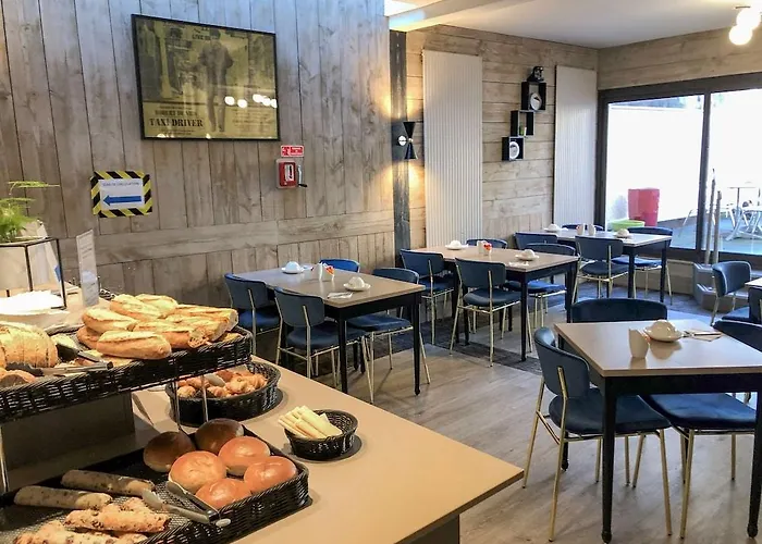 艺术家普莱斯贝斯特韦斯特酒店 4*