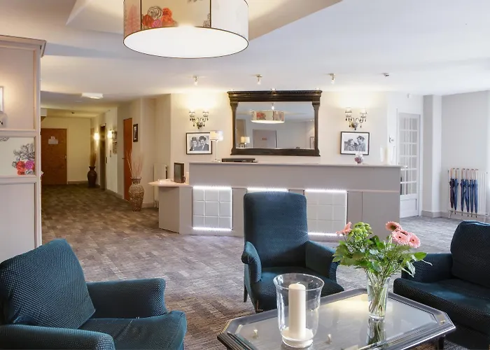 Western L'artist Hotel 4*