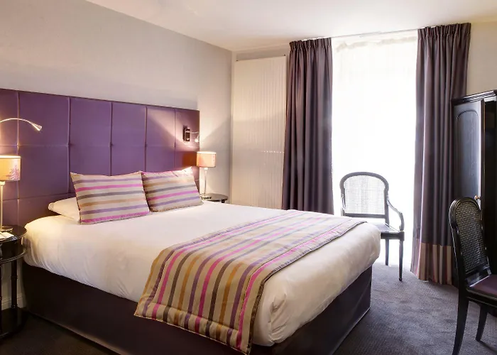 Western L'artist Tours