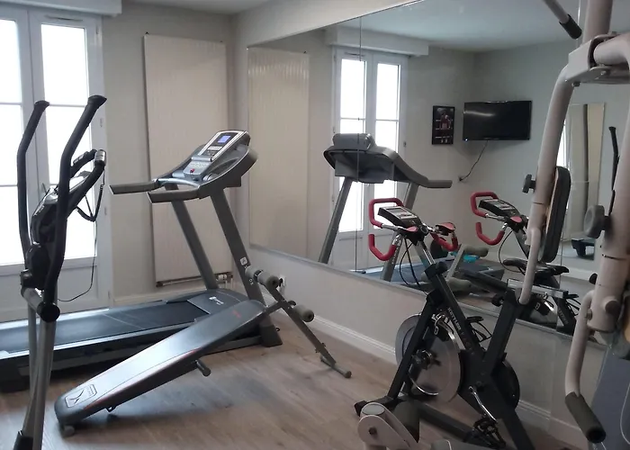 Western L'artist Hotel